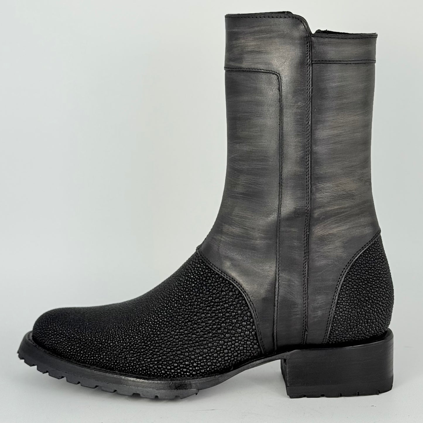 Bota Paulo mantarraya Black Track