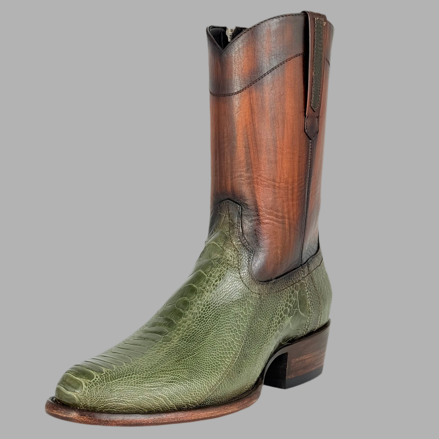 Bota Modelo Invasor En Pata De Avestruz Verde Olivo
