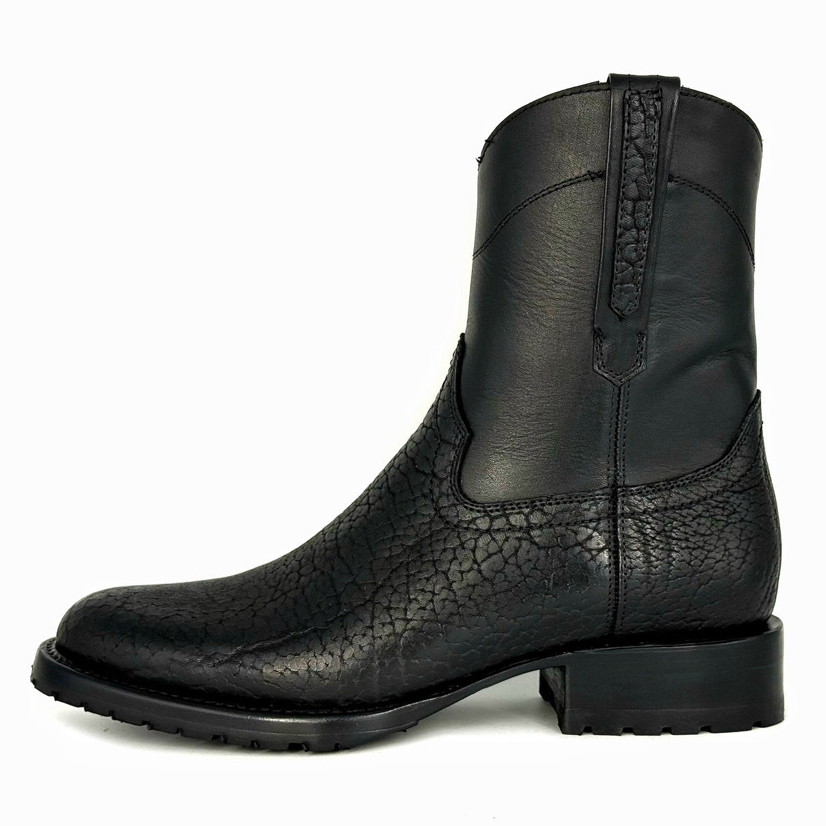 EMMA CUELLO DE TORO BLACK (TRACK)